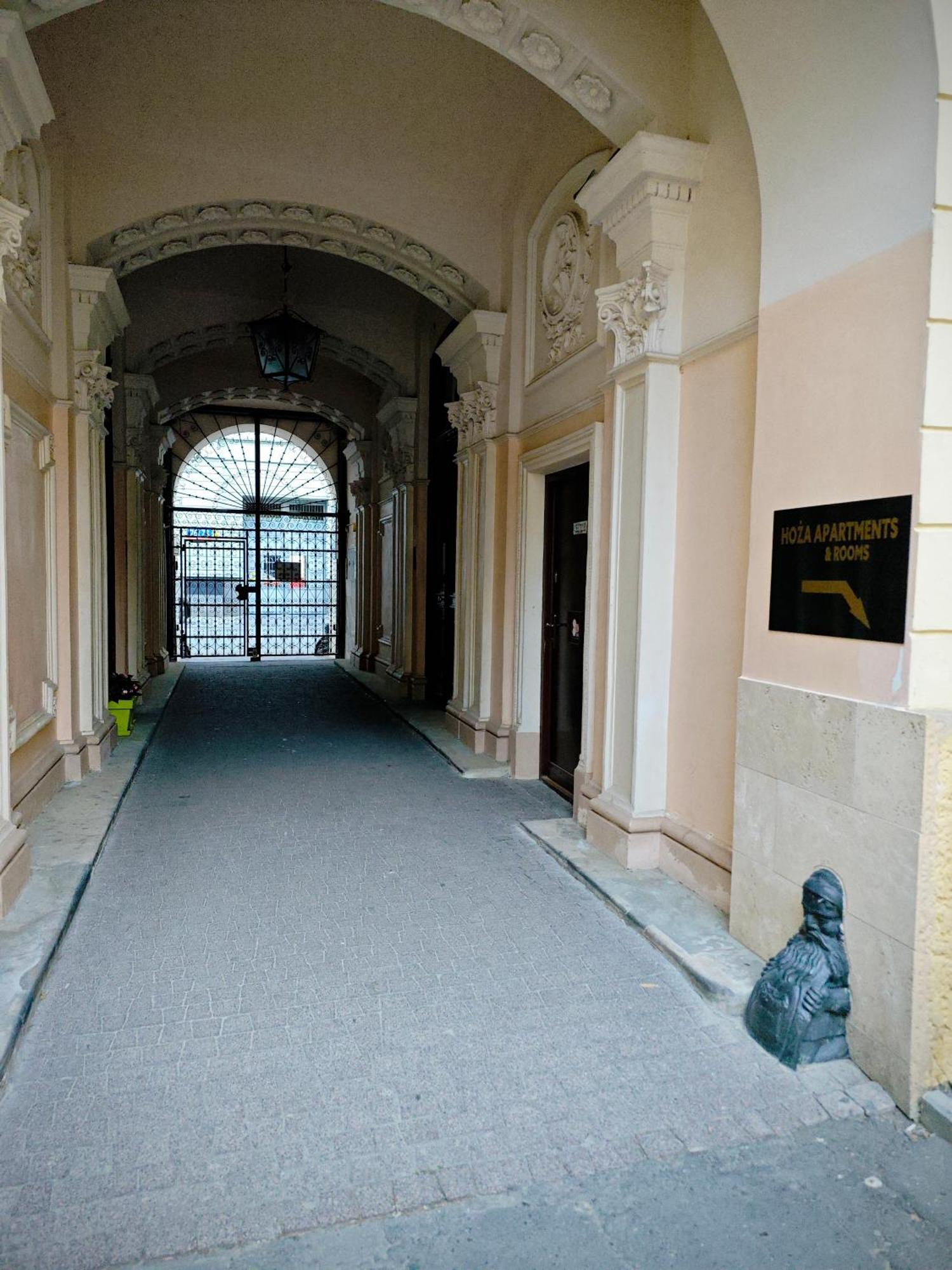 Apartamenty Hoza Attic Studio Warsaw Luaran gambar