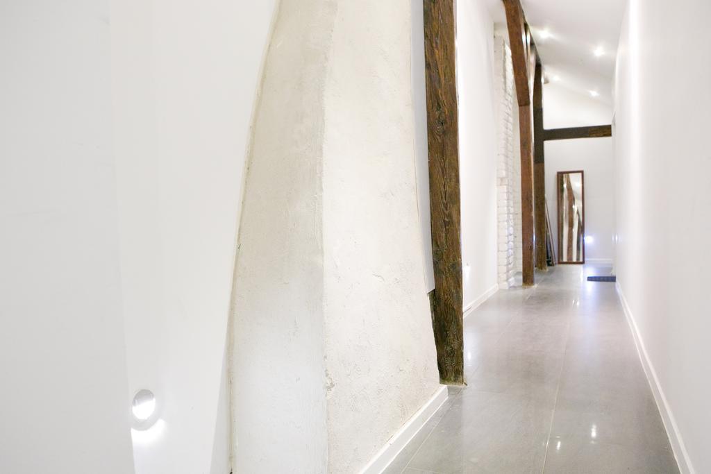 Apartamenty Hoza Attic Studio Warsaw Bilik gambar